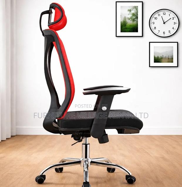 Ergonomic Mesh Highback Seat - thumbnail 4