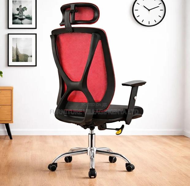 Ergonomic Mesh Highback Seat - thumbnail 9