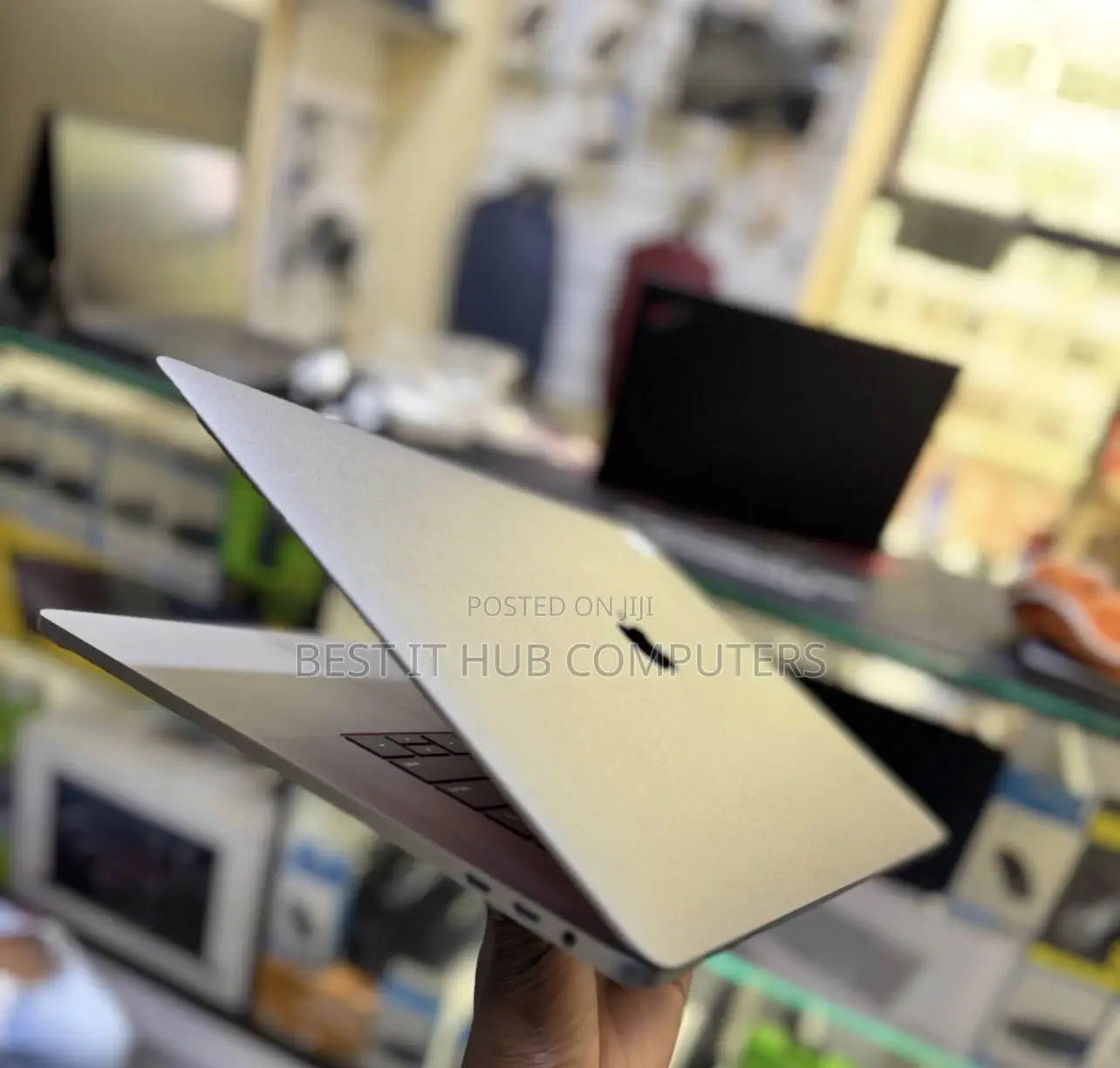 Laptop Apple MacBook Pro 2019 16GB Intel Core i9 SSD 1T