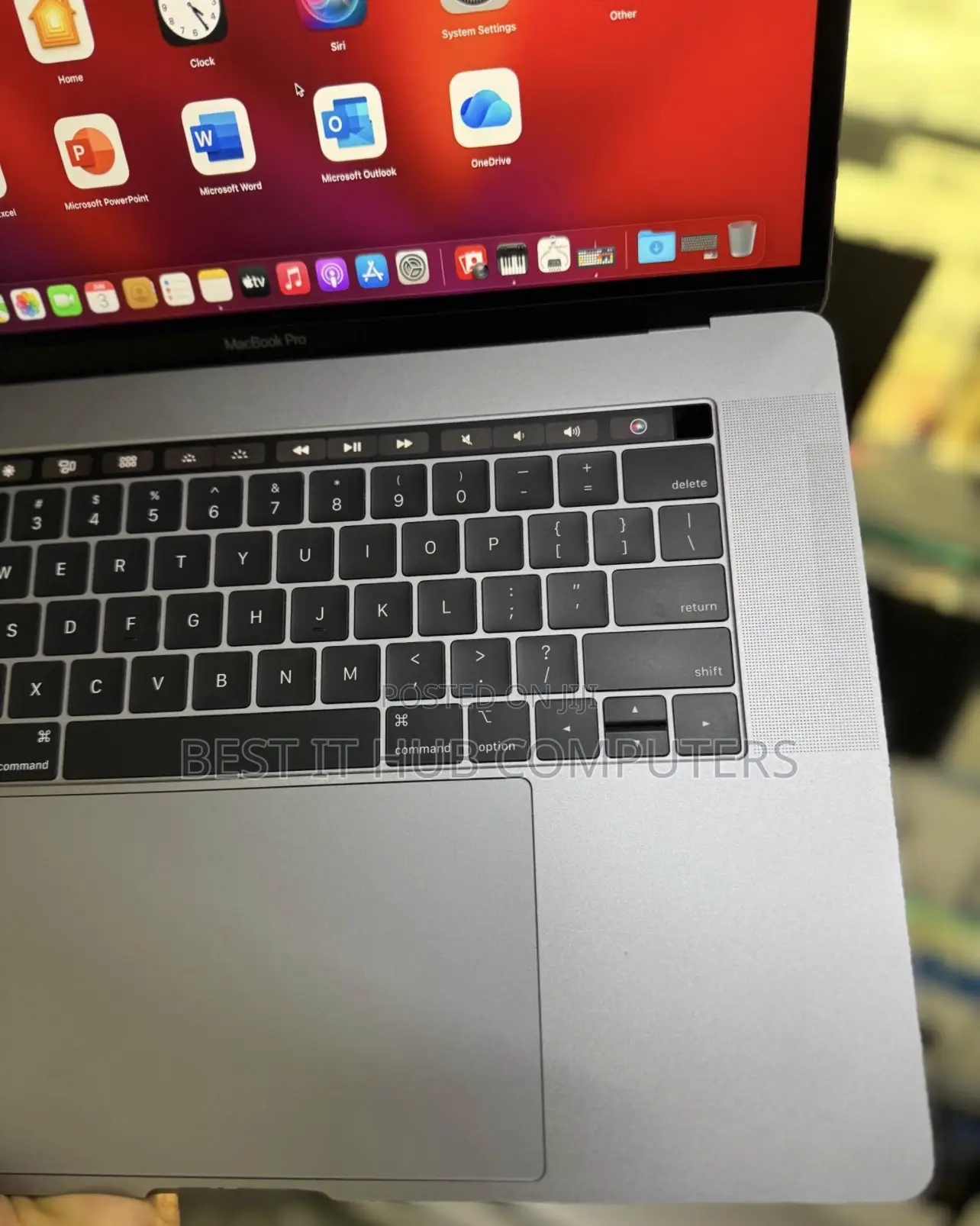 Laptop Apple MacBook Pro 2019 16GB Intel Core i9 SSD 1T