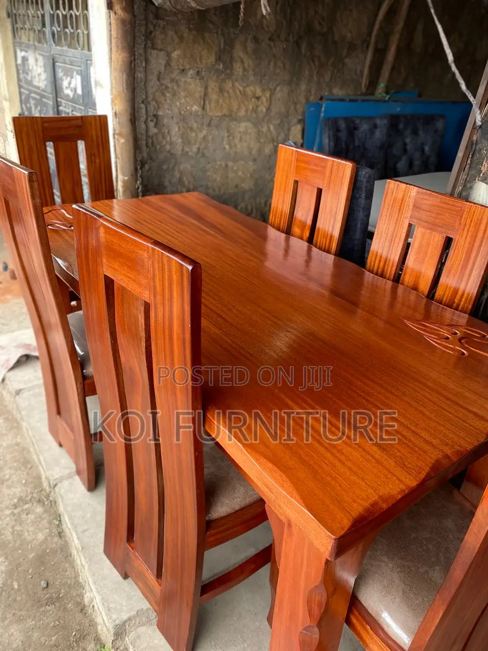 Dining Set; Six Seaters Dining Set