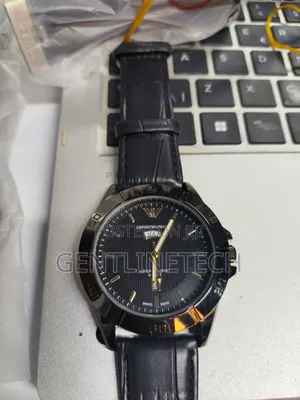 Emporio Armani Unisex Date Watch – Elegant Affordable Short