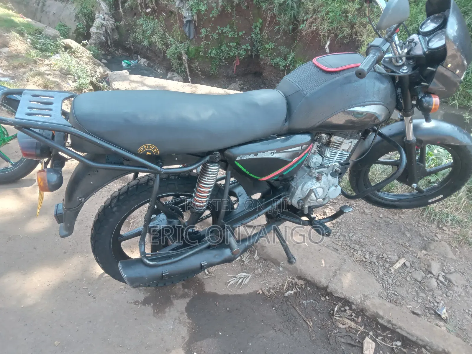Bajaj Boxer 2017 Black