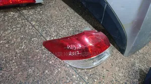 Wish 2012 Taillights