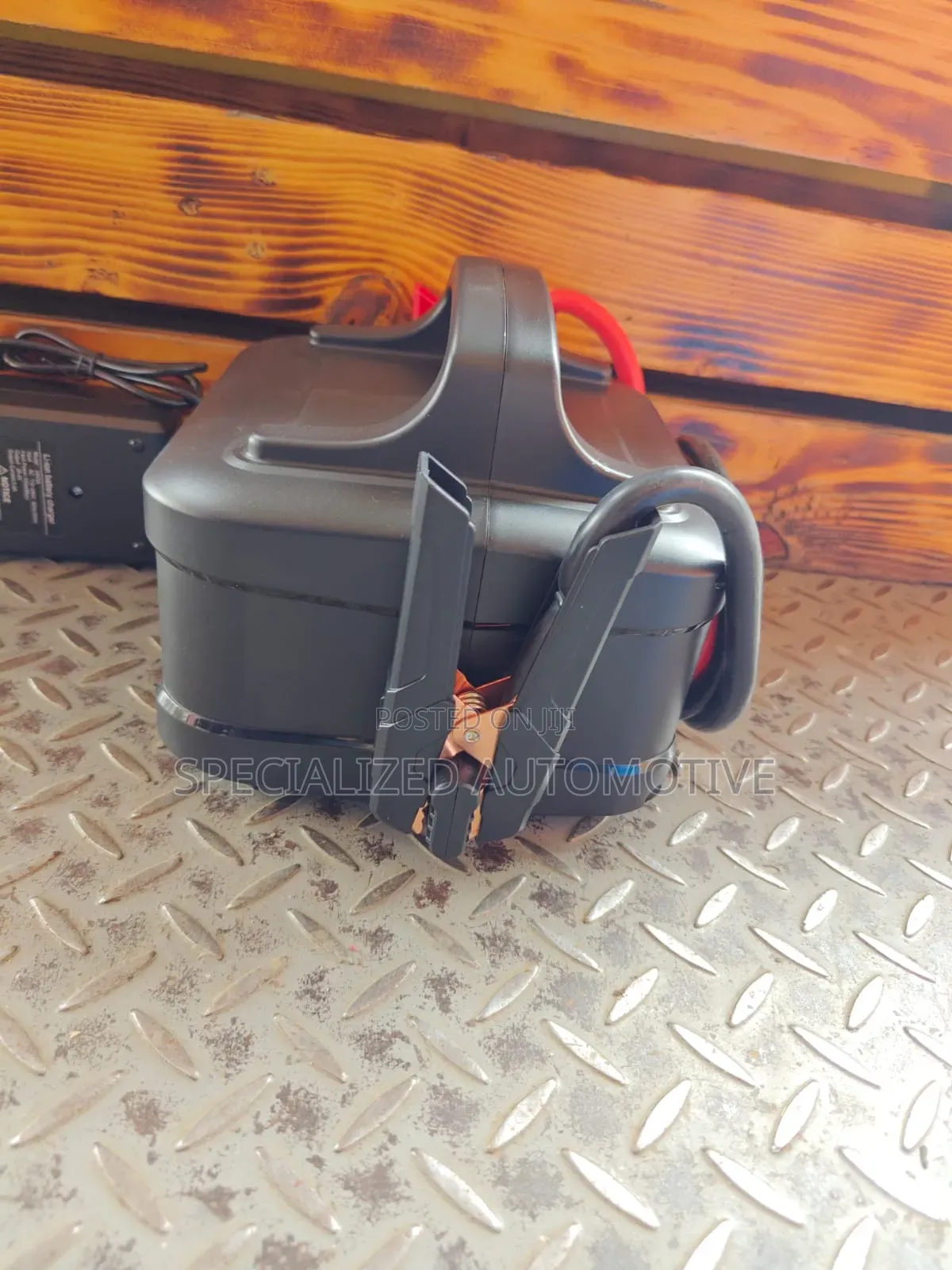 Carku Hd P1 Pro Rechargeable 12v 24v Vehicle Battery Jump Starter