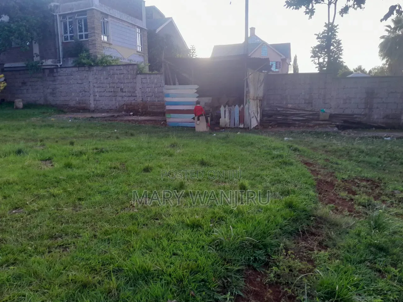 100/100 Plot for Sale