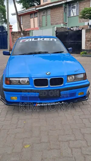 BMW 318i 2001 Blue