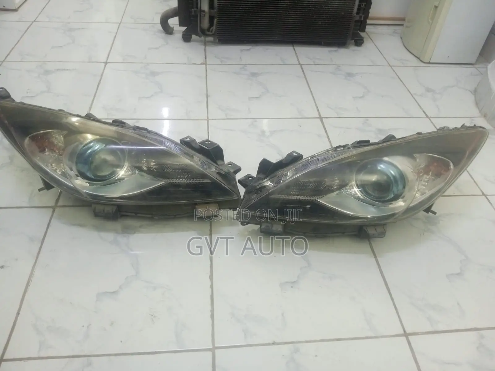 Mazda Axela 2009-2012 Xenon Headlights