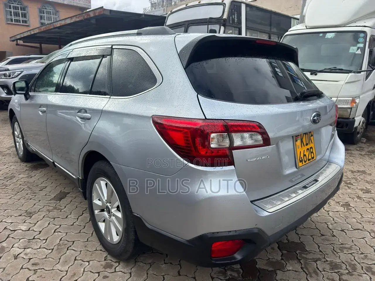 Subaru Outback 2017 Silver