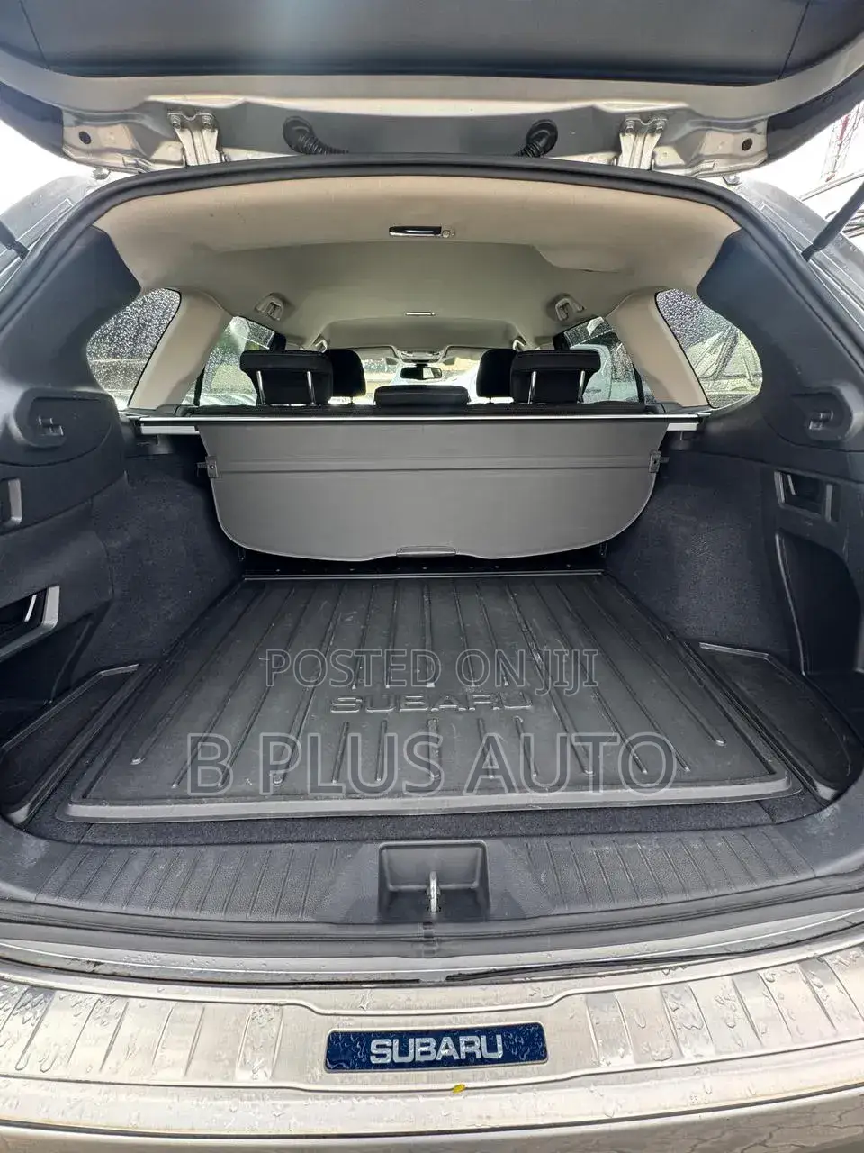 Subaru Outback 2017 Silver