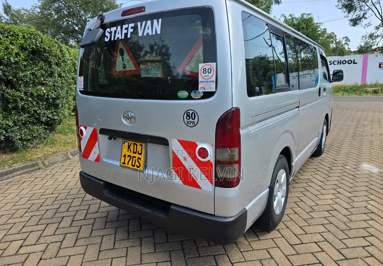 Toyota HiAce 2015 Silver