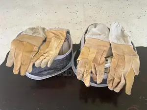 Bee Keeping Complete Gear Hardly Used