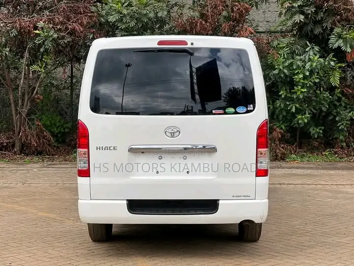 Toyota Grand HiAce 2020 White