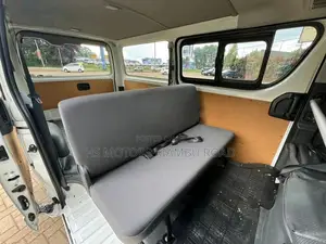 Toyota Grand HiAce 2020 White