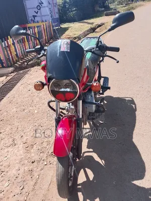 Bajaj Boxer 150 UG 2022 Red
