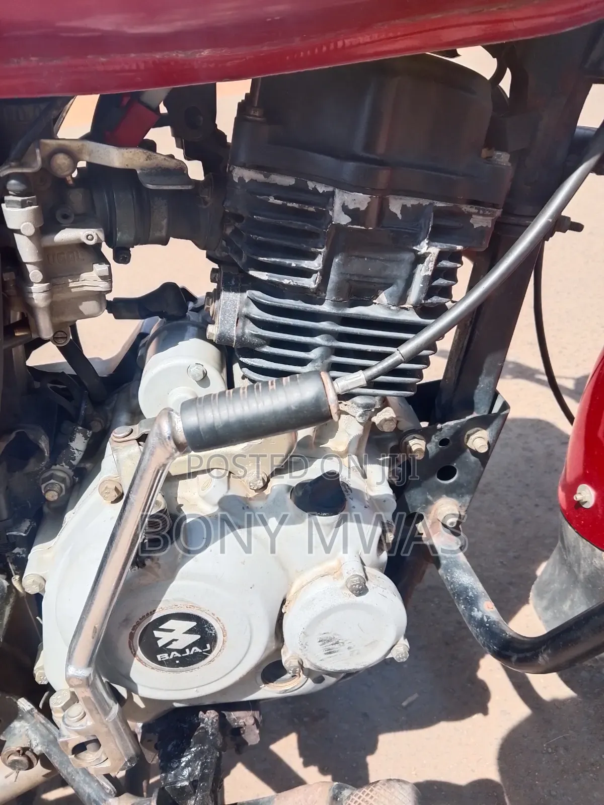 Bajaj Boxer 150 UG 2022 Red
