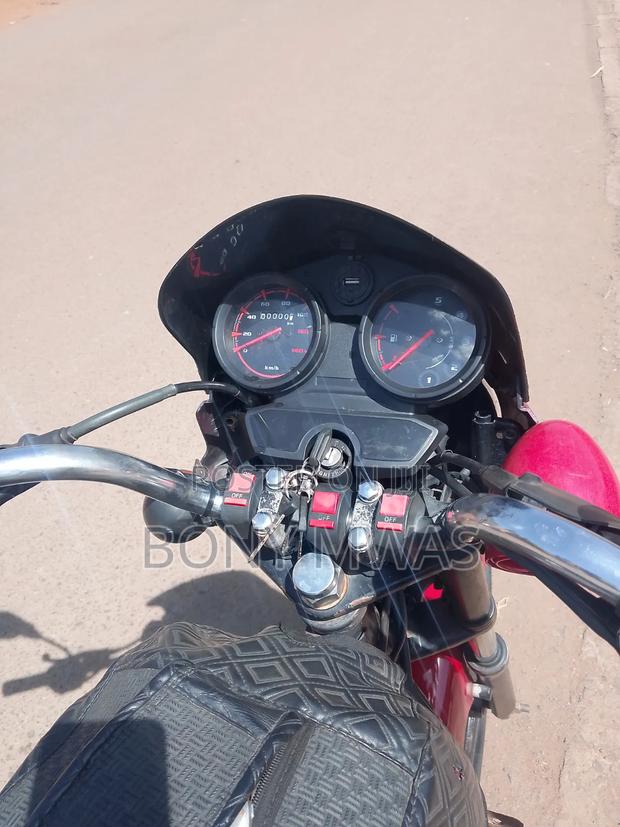 Bajaj Boxer 150 UG 2022 Red - thumbnail 5