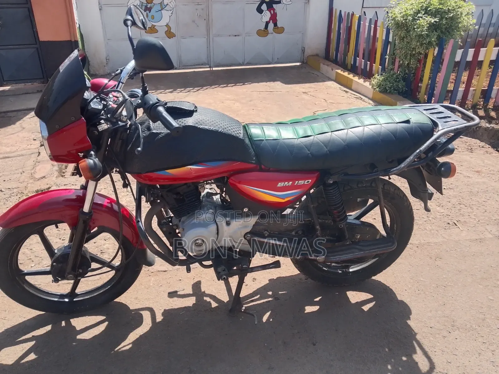 Bajaj Boxer 150 UG 2022 Red