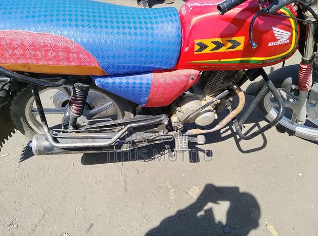 Honda CB 2021 Red - thumbnail 4