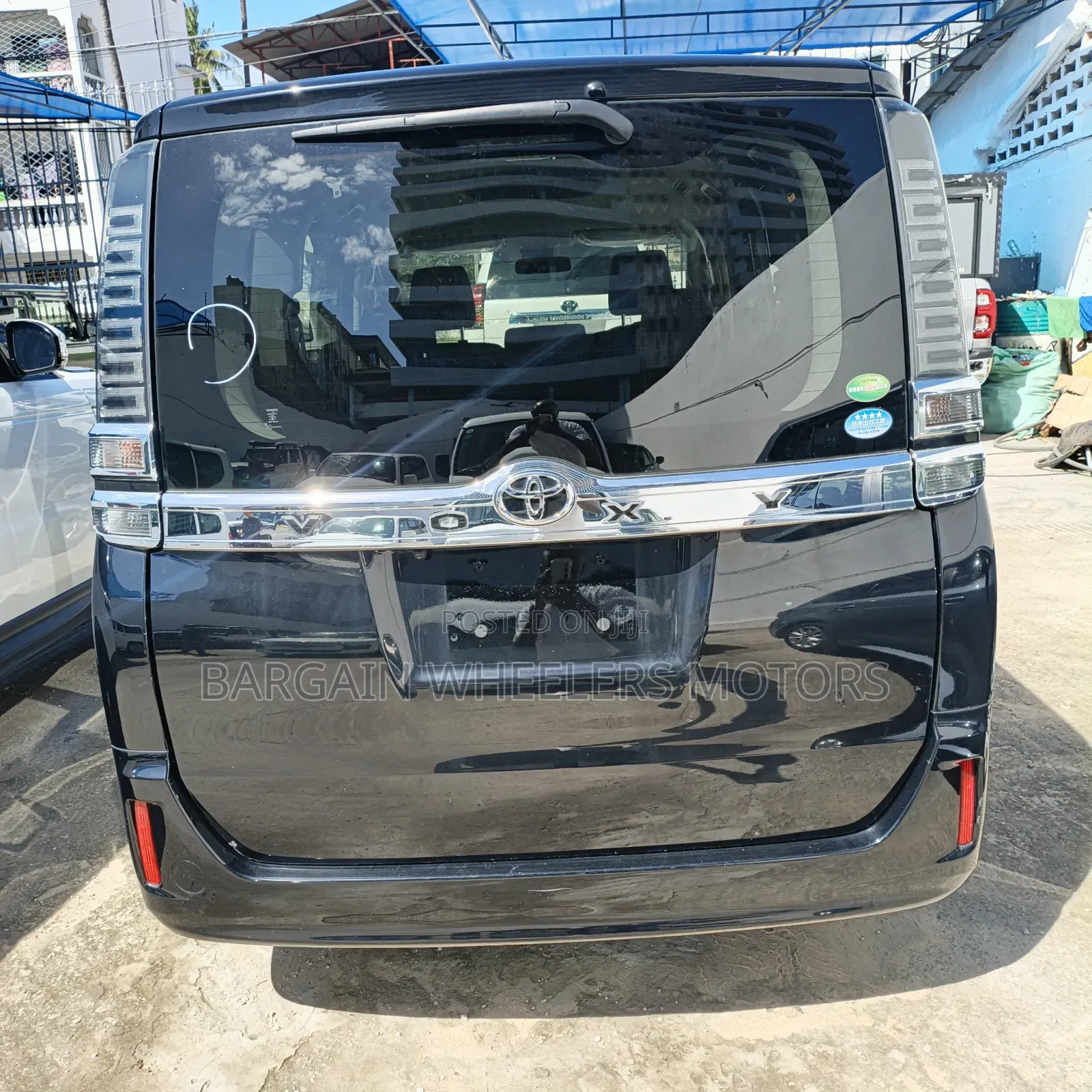 Toyota Voxy 2019 Blue