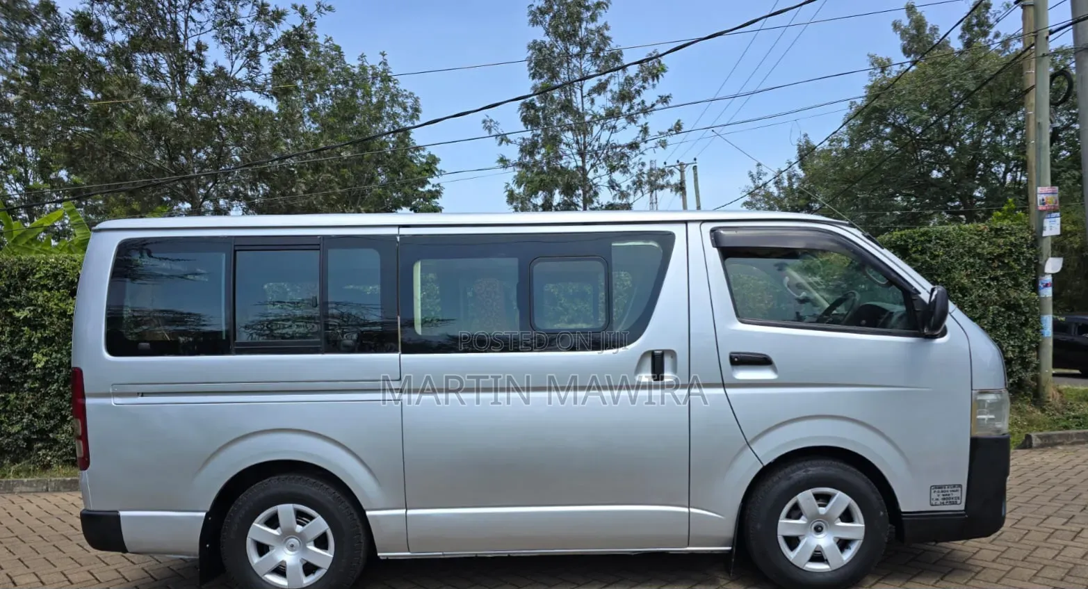 Toyota HiAce 2015 Silver
