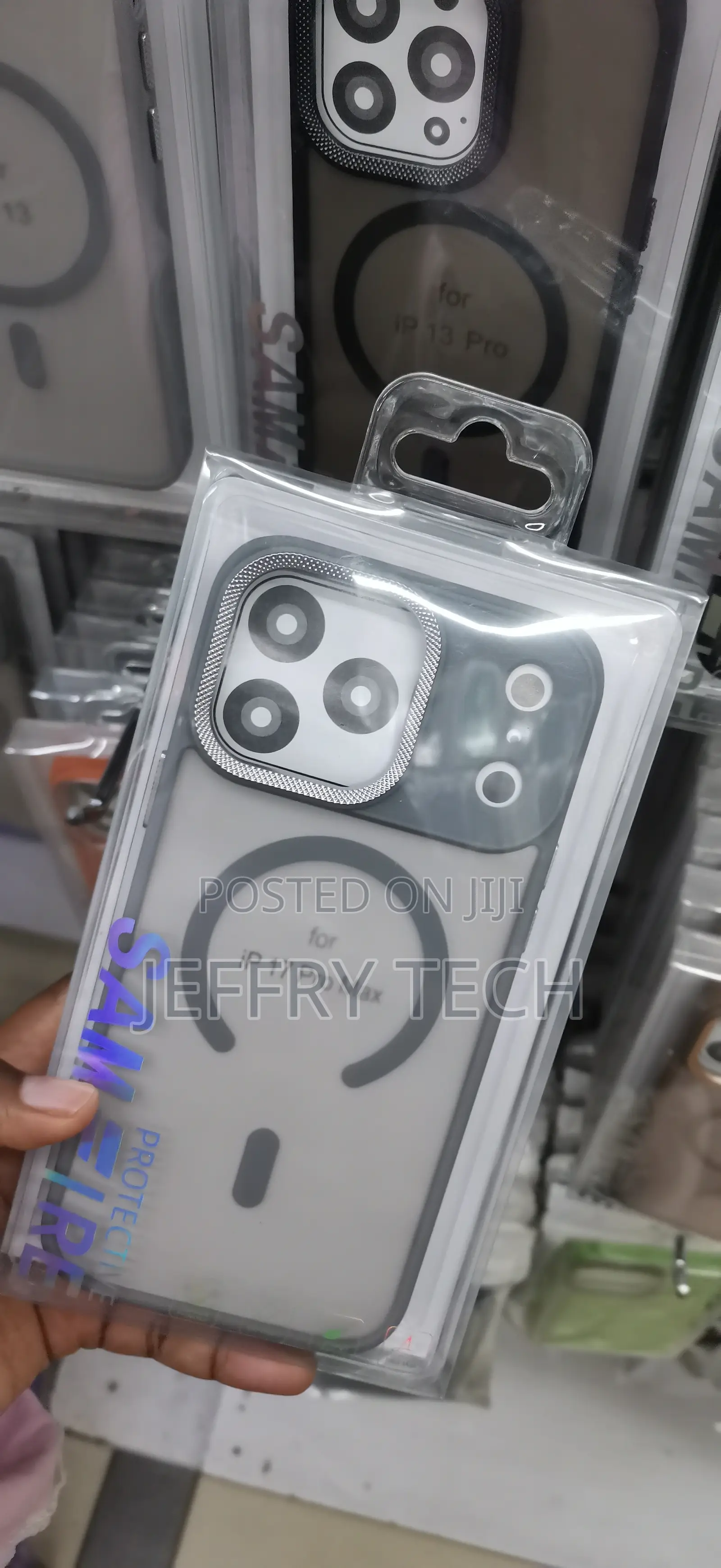 iPhone 17 Pro Max Semi-Opaque, Frosted Protective Smartphone Case