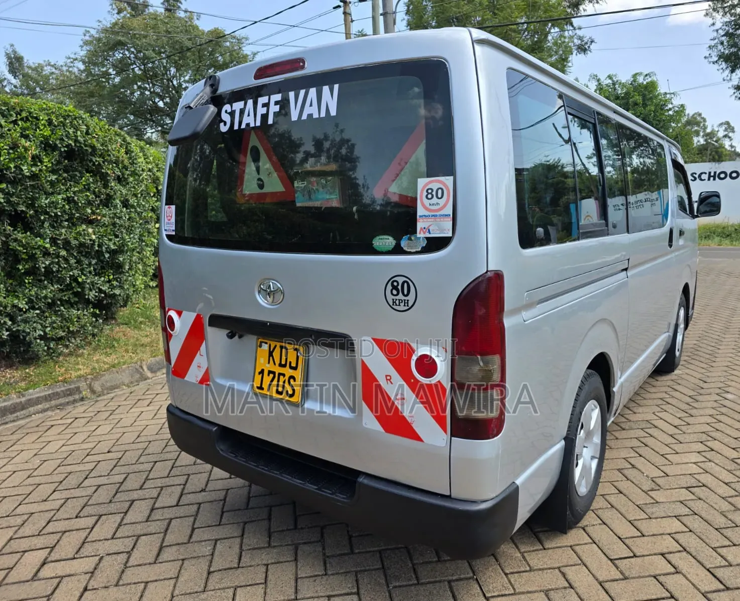 Toyota HiAce 2015 Silver