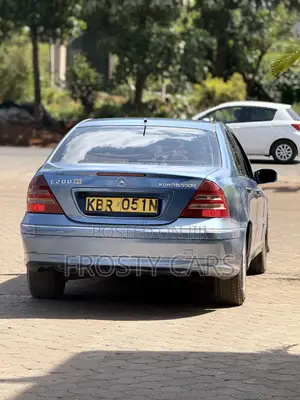 Mercedes-Benz C200 2005 Blue