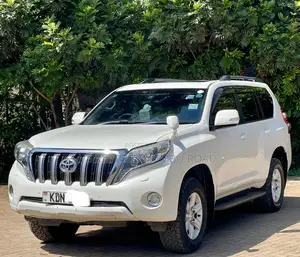 Toyota Land Cruiser Prado 2.8 2017 White