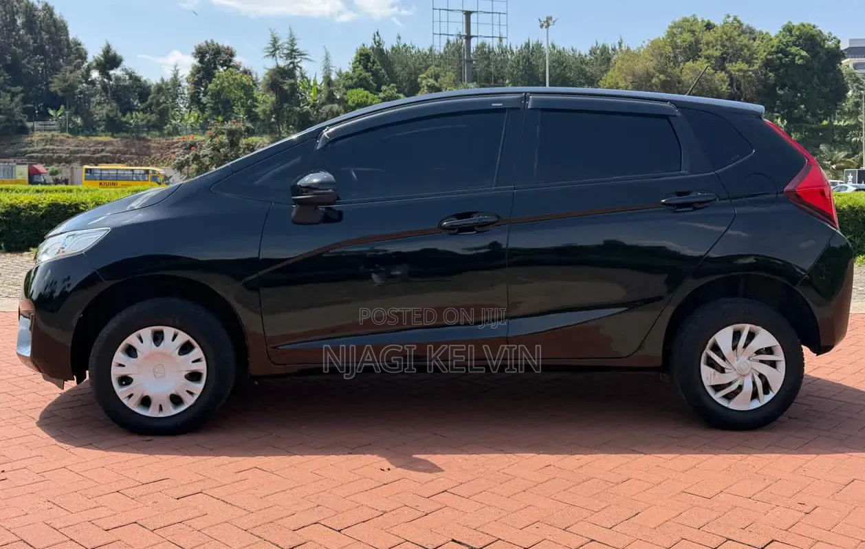 Honda Fit 2016 Black