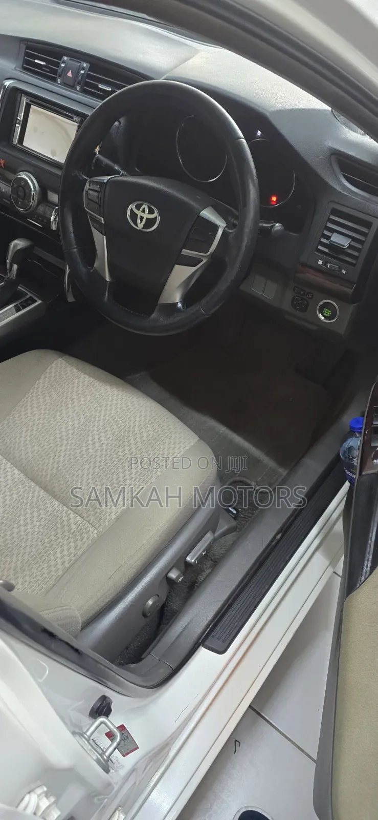Toyota Mark X 2011 White