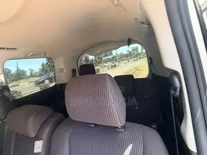Toyota Noah 2018 White