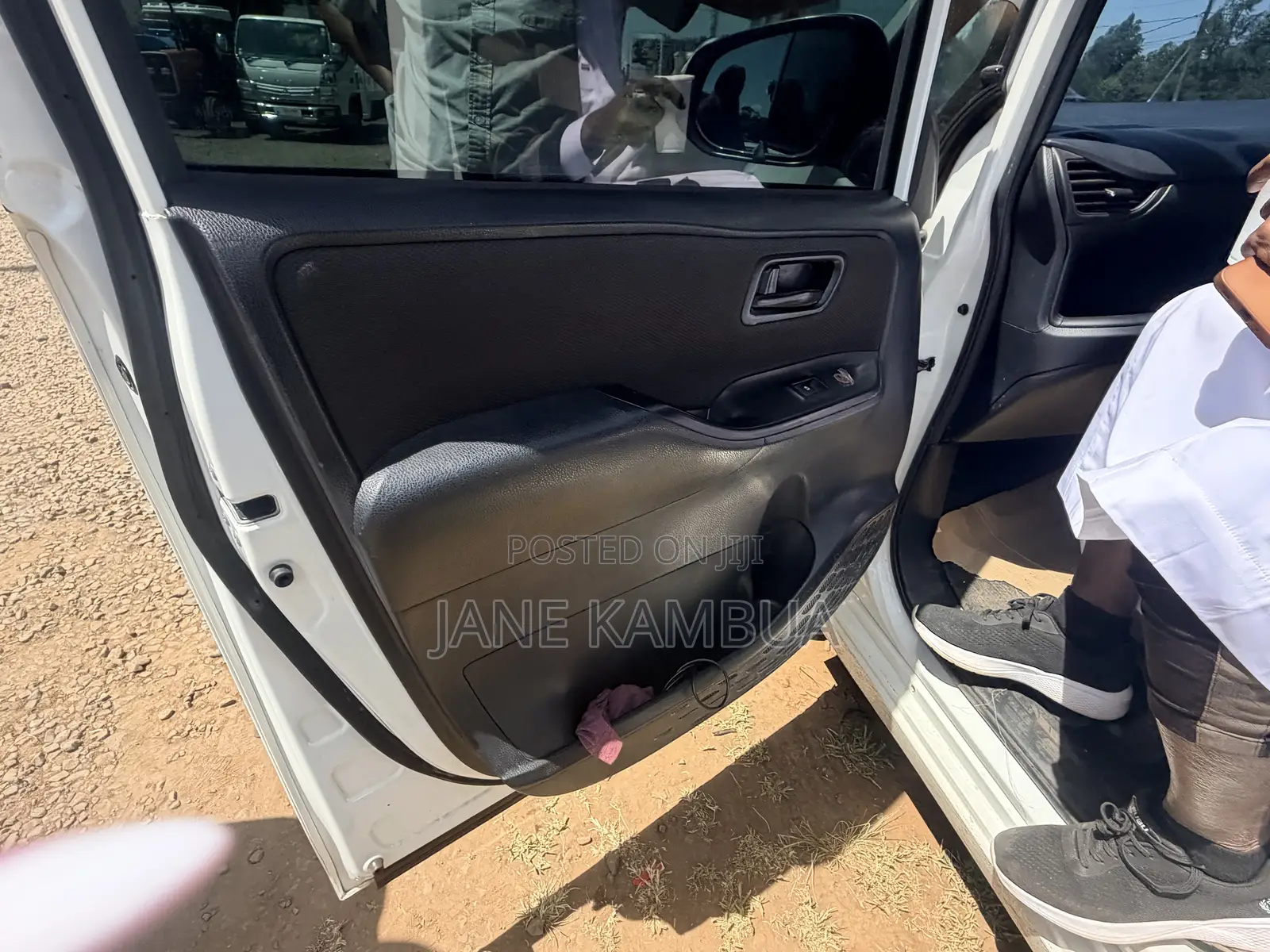 Toyota Noah 2018 White
