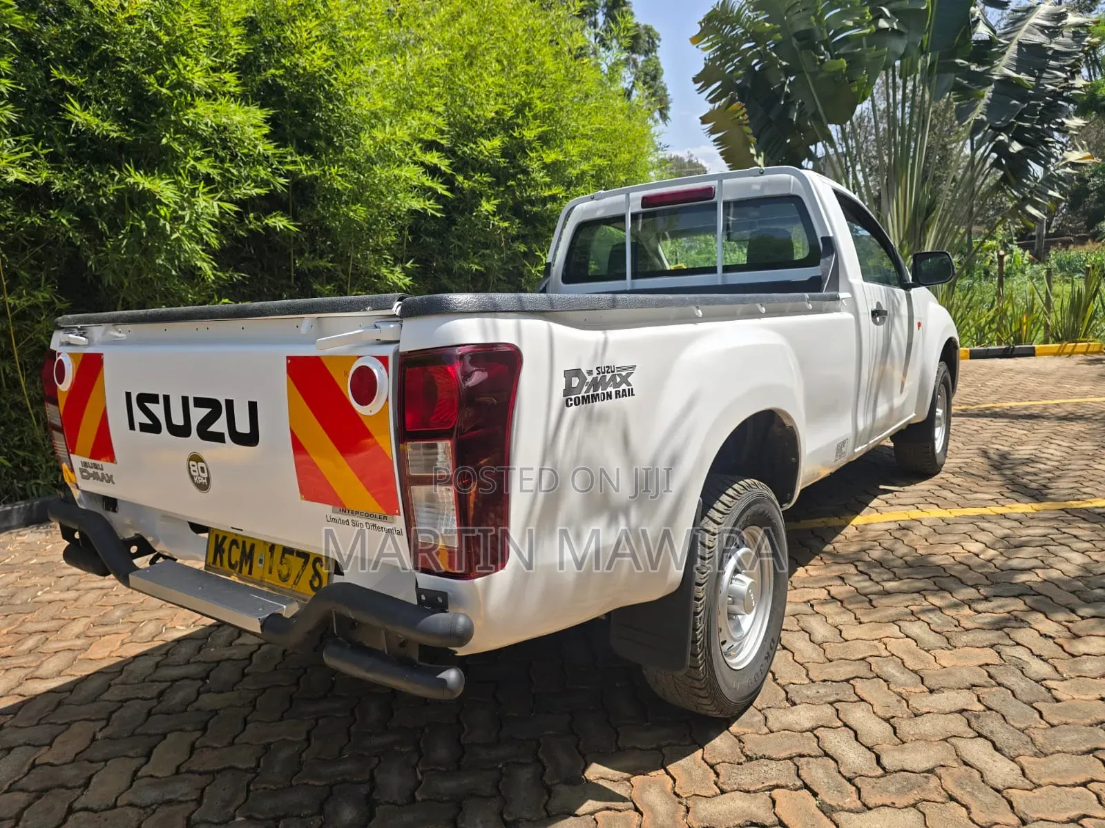 Isuzu D-MAX 2017 White