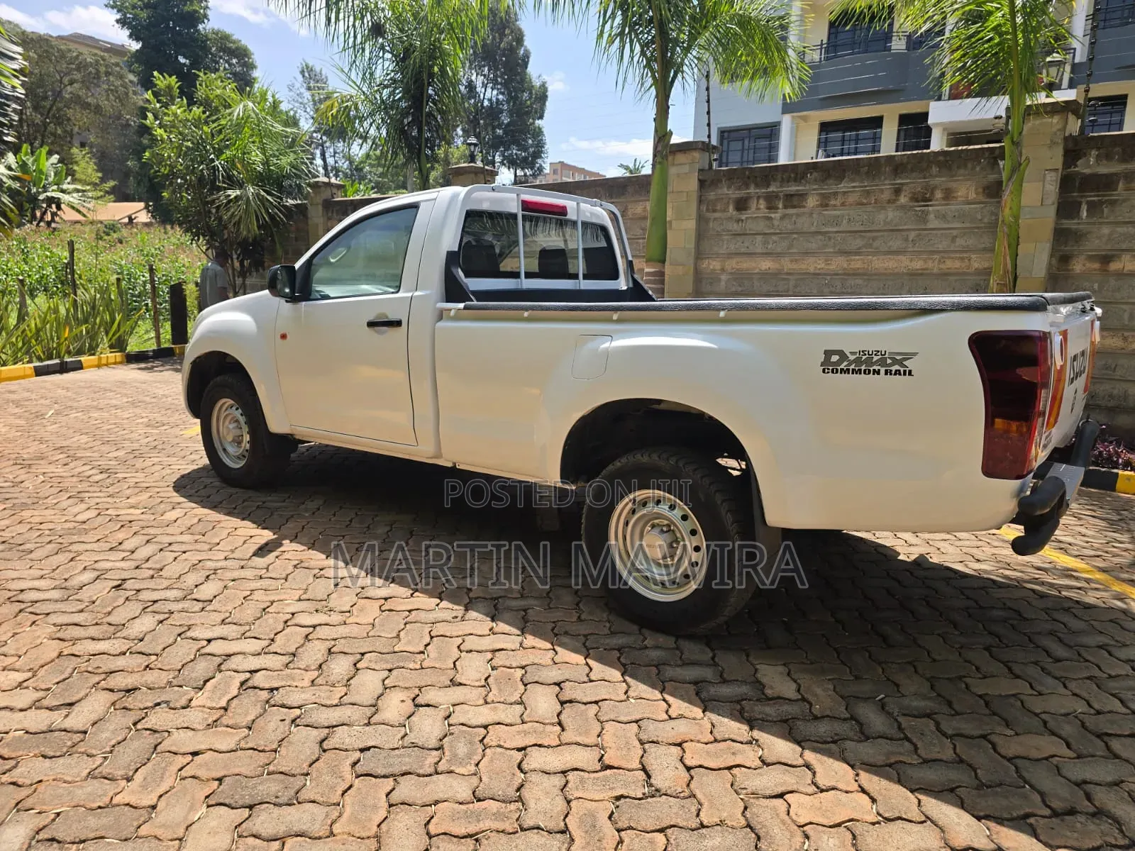 Isuzu D-MAX 2017 White
