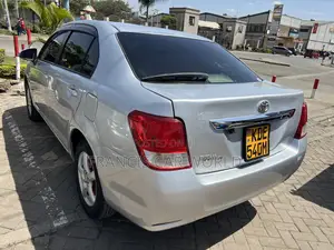 Toyota Axio 2014 Silver