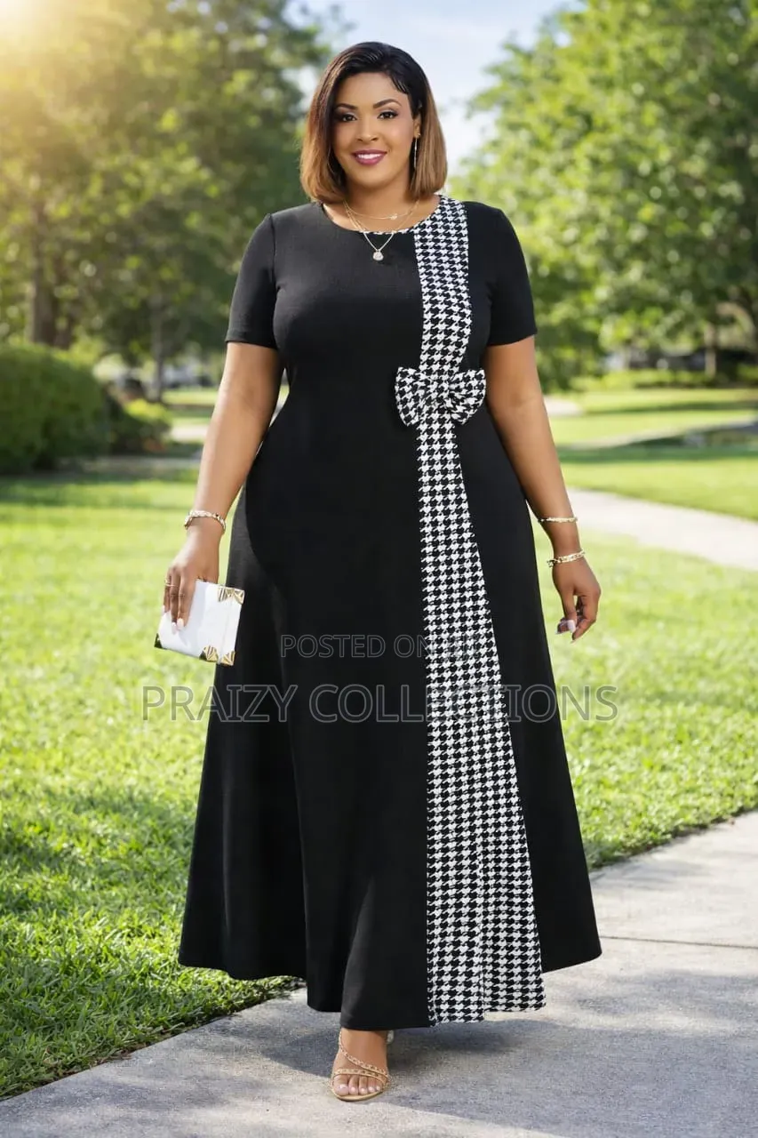 Maxi With a Checked Detail Dress