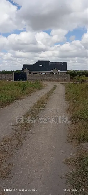 50/100 Plot for Sale