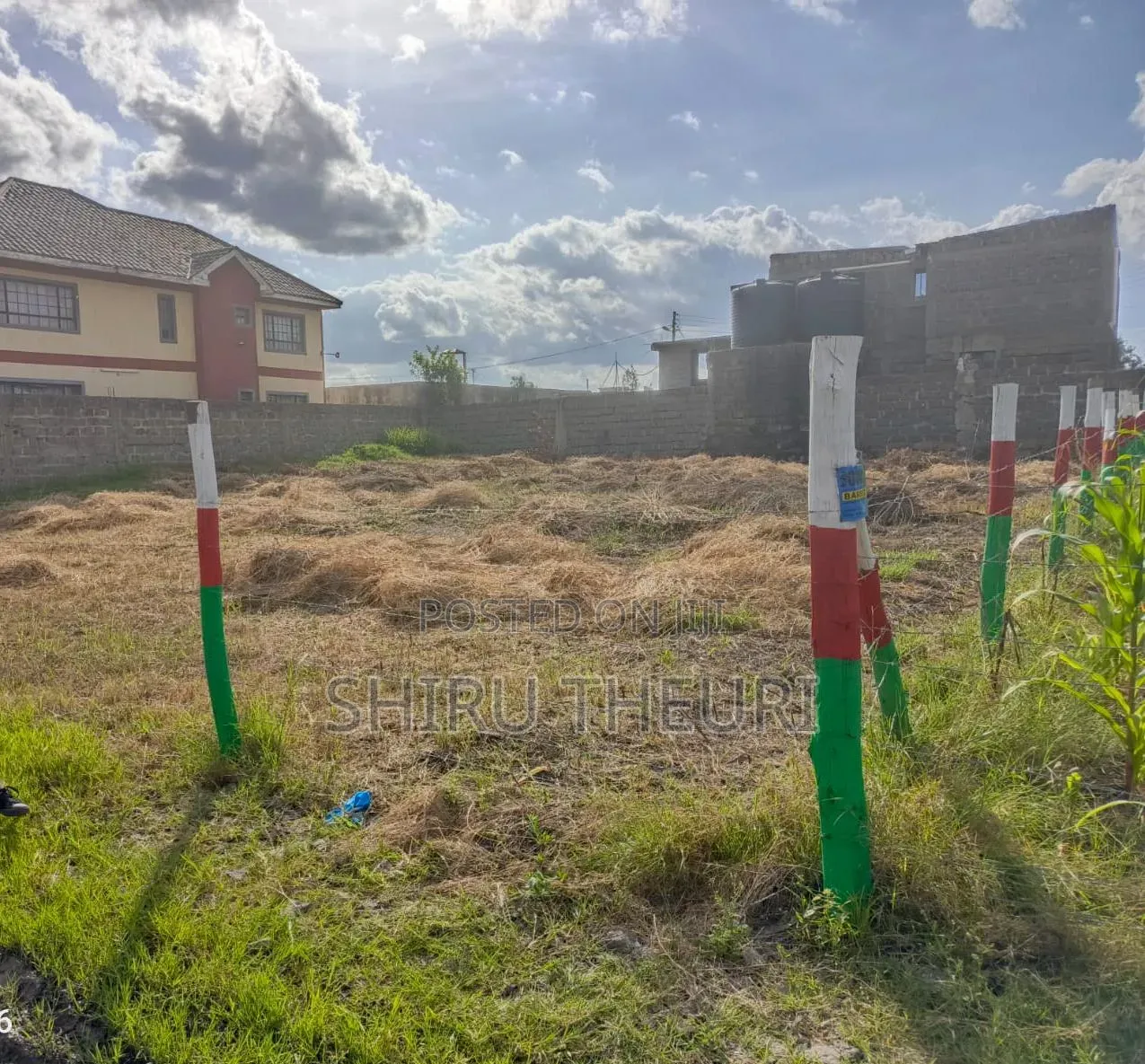 Plots in Kamulu