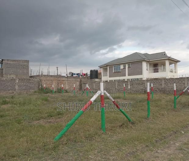 Plots in Kamulu - thumbnail 4
