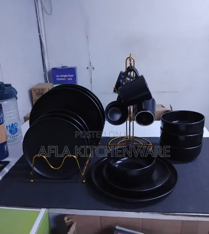 16 Pieces Black Dinnerset