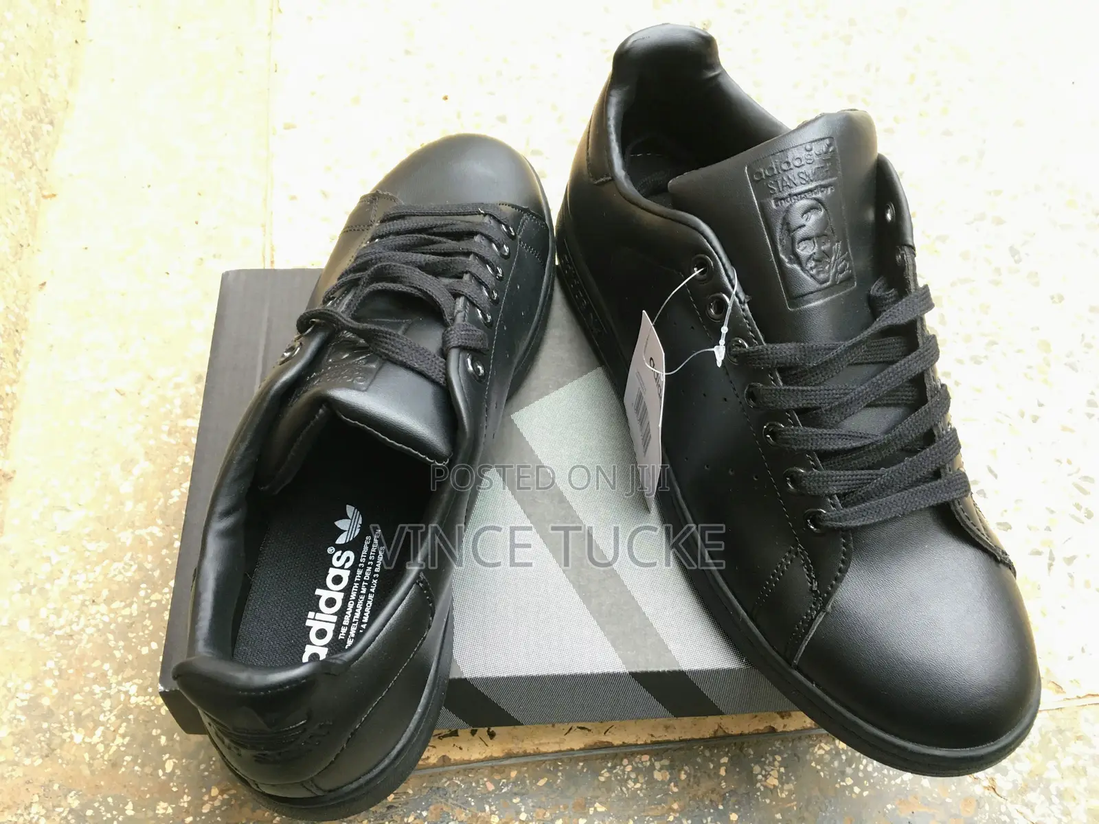 Adidas Stan Smith. Size 45/101⁄2 at 
