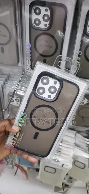 iPhone 16 Pro Max, Featuring a Textured Camera Bezel Case