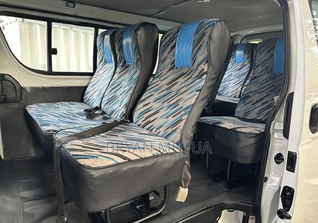 Toyota HiAce 2012 White - thumbnail 5