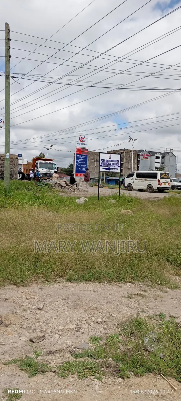 50/100 Plot Available for Sale