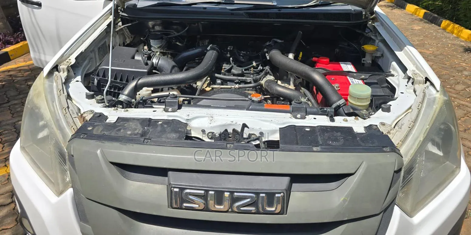 Isuzu D-MAX 2017 White
