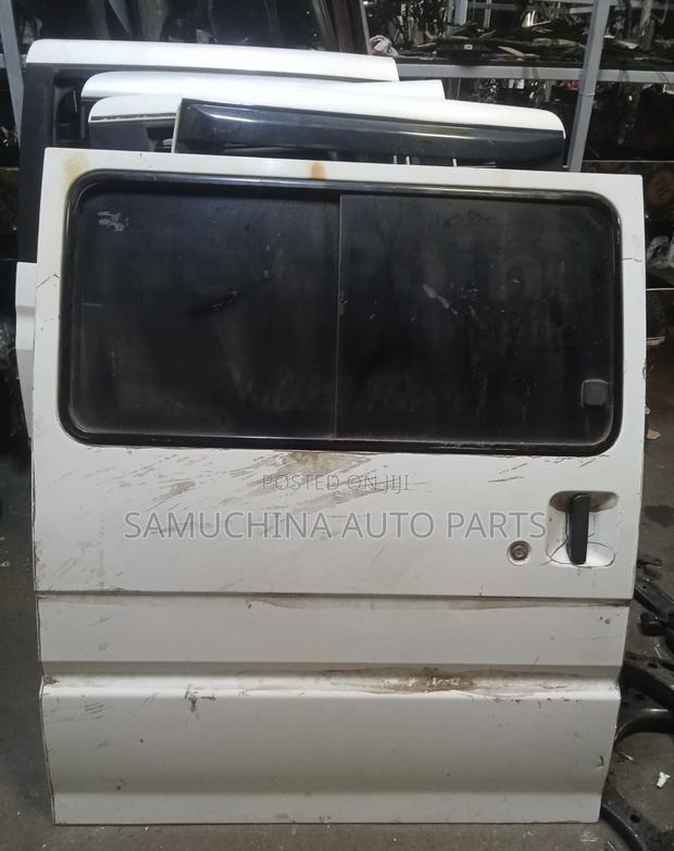 Sliding Right Door Mazda Bongo, Nissan Vanet