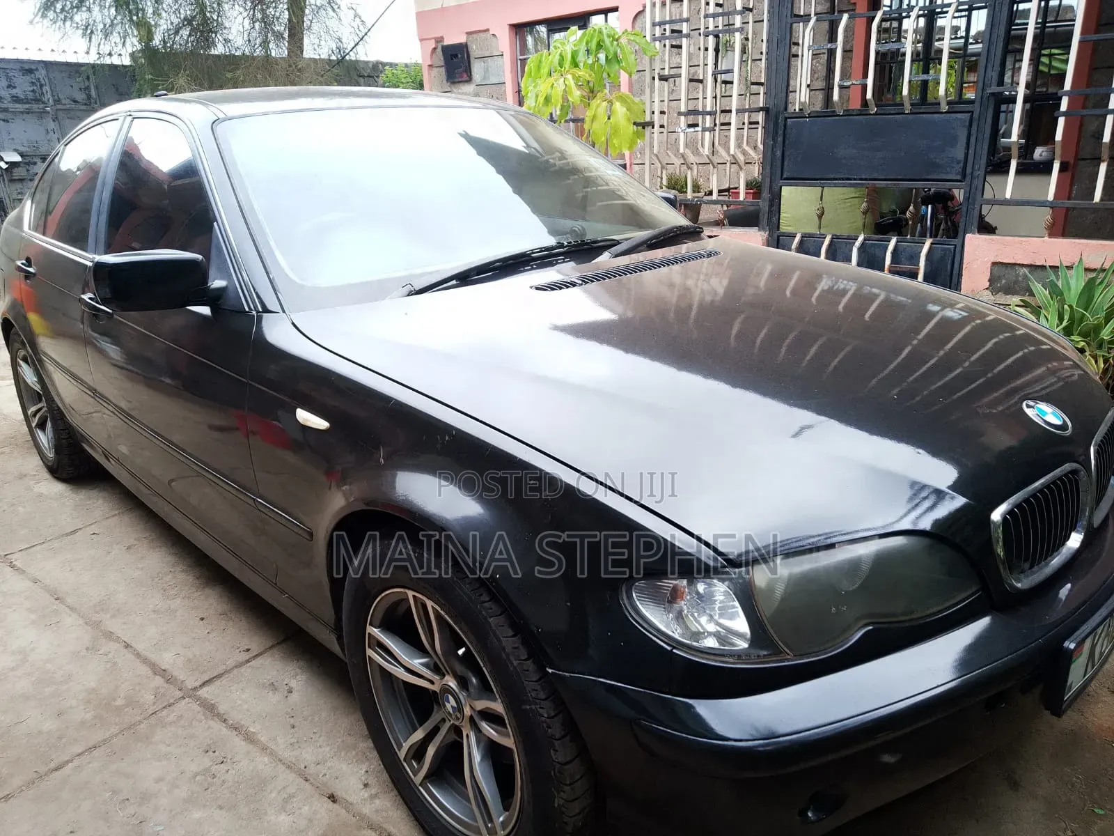 BMW 318i 2004 Black