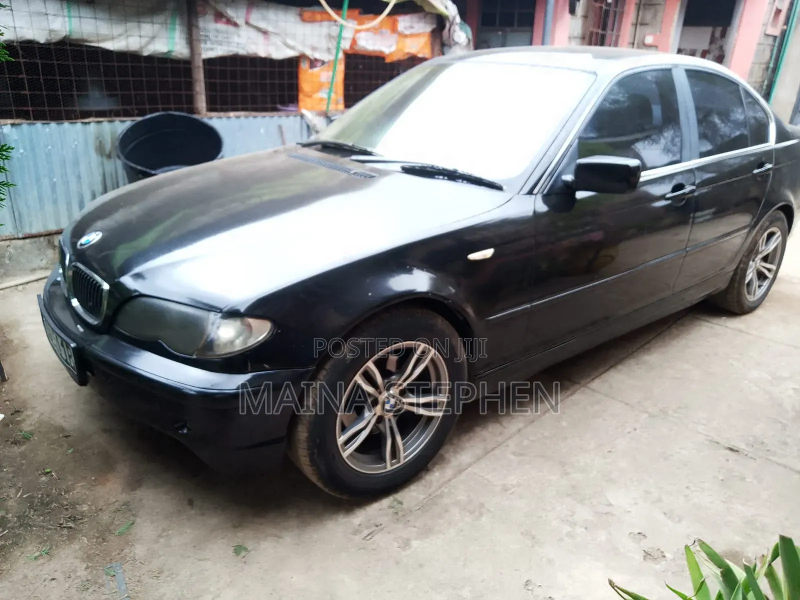 BMW 318i 2004 Black