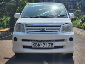 Toyota Noah 2006 White
